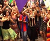 Primer Video Clip del Disco Madre Baile de Vivi Pozzebón.2013nTema: