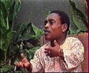 Portrait du célèbre danseur congolais Emoro réalisé en 1986 par Maurice Kaboré. Ce documentaire a été produit dans le cadre d&#39;un stage organisé conjointement par le SEVOZA (Studio École de la Voix du Zaïre devenu depuis l&#39;Institut Congolais de l&#39;Audiovisuel), le Ministère français de la Coopération et l&#39;INA.nSix stagiaires constituaient l&#39;équipe de tournage. Cette formation qui compte d&#39;autres vidéos, était dirigée par Bernard Baissat et encadrée par Roger Kwami Mambu Zinga, Be