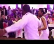 This couple had some serious wedding dance moves!! Great performance!!nSit back &amp; take notes (Naija Wedding)