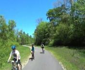 I enjoy the early Spring Saturday riding at noon and experience weekend user traffic. This 4 mile clip riding upstream from Anderson Point Park is part of