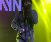 https://www.lilwaynehq.com/2017/11/lil-wayne-performs-live-venue-578-orlando-kisses-hand-of-woman-in-front-row-video/nnLil Wayne put on a live show at Venue 578 nightclub in Orlando, Florida on November 18th for “Classic Weekend”.nnDuring the concert, Weezy performed “I’m Goin’ In“, “Rich As Fuck“, “A Milli“, “The Motto“, “Steady Mobbin’“, “No Problem“, “No Worries“, and more songs live for everyone in attendance.nnYou can check out some footage from Tunechi