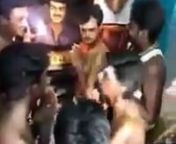 a footage of Tamil actor vijay fans worshiping his statue