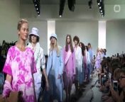 Fashion designer Michael Kors&#39;s Spring 2018 collection has a laid back feel. According to Reuters the former &#92;
