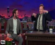 Armie was enjoying his meal in an empty restaurant when the restaurant&#39;s owner asked him look after the place so he could deliver food to Halle Berry.