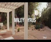 Miley Cyrus - Endless Summer Vacation (Backyard Sessions) Bande-annonce (ES) from cyrus curvy