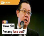 Ex-CM wants his successor Chow Kon Yeow to explain how the state has missed the opportunity to boost its semiconductor credentials.&#60;br/&#62;&#60;br/&#62;Read More: &#60;br/&#62;https://www.freemalaysiatoday.com/category/nation/2024/04/26/guan-eng-questions-penangs-loss-of-ic-park-project-to-selangor/&#60;br/&#62;&#60;br/&#62;Laporan Lanjut: &#60;br/&#62;https://www.freemalaysiatoday.com/category/bahasa/tempatan/2024/04/26/guan-eng-persoal-p-pinang-terlepas-projek-pusat-reka-bentuk-ic/&#60;br/&#62;&#60;br/&#62;Free Malaysia Today is an independent, bi-lingual news portal with a focus on Malaysian current affairs.&#60;br/&#62;&#60;br/&#62;Subscribe to our channel - http://bit.ly/2Qo08ry&#60;br/&#62;------------------------------------------------------------------------------------------------------------------------------------------------------&#60;br/&#62;Check us out at https://www.freemalaysiatoday.com&#60;br/&#62;Follow FMT on Facebook: https://bit.ly/49JJoo5&#60;br/&#62;Follow FMT on Dailymotion: https://bit.ly/2WGITHM&#60;br/&#62;Follow FMT on X: https://bit.ly/48zARSW &#60;br/&#62;Follow FMT on Instagram: https://bit.ly/48Cq76h&#60;br/&#62;Follow FMT on TikTok : https://bit.ly/3uKuQFp&#60;br/&#62;Follow FMT Berita on TikTok: https://bit.ly/48vpnQG &#60;br/&#62;Follow FMT Telegram - https://bit.ly/42VyzMX&#60;br/&#62;Follow FMT LinkedIn - https://bit.ly/42YytEb&#60;br/&#62;Follow FMT Lifestyle on Instagram: https://bit.ly/42WrsUj&#60;br/&#62;Follow FMT on WhatsApp: https://bit.ly/49GMbxW &#60;br/&#62;------------------------------------------------------------------------------------------------------------------------------------------------------&#60;br/&#62;Download FMT News App:&#60;br/&#62;Google Play – http://bit.ly/2YSuV46&#60;br/&#62;App Store – https://apple.co/2HNH7gZ&#60;br/&#62;Huawei AppGallery - https://bit.ly/2D2OpNP&#60;br/&#62;&#60;br/&#62;#FMTNews #LimGuanEng #ChowKonYeow #ICDesign #TechnologyHub