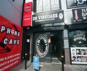 Dr Vinegars is the new venture by the family behind the original Majors Chip Shop. Theye have a few branches but we take a look at the one on the Willenhall Road.