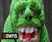 A mum spends up to 80 hours making crocheted Halloween costumes for her boys - including Slimer, Pennywise and Predator - and they are epic.Stephanie Pokorny, 46, from Orwell, Ohio, US, has been making the stunning costumes for sons Jacob, 10 and Jack, seven.The head-to-toe designs include all the intricate details of her kids&#39; favourite superheroes and baddies. Made solely by hand using yarn, Stephanie takes requests from her children as far back in August before spending weeks making each eye-catching costume.The kids then wear the costumes trick or treating and to school parties, where they&#39;ve garnered plenty of interest from friends. Speaking about her creations - which have even featured in &#39;Ripley&#39;s Believe It or Not!&#39;, Stephanie said: &#92;
