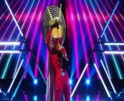 THE MASKED SINGER- The Alien Performs &#92;