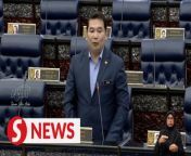 Datuk Seri Dr Wee Ka Siong has questioned Economy Minister Rafizi Ramli in Parliament on how the Central Database Hub (Padu) data is verified.&#60;br/&#62;&#60;br/&#62;Dr Wee said during the minister&#39;s question time, Rafizi answered the question of Bachok MP on the new classification of net disposable household income compared to the classification based on household income (B40, M40, T20), which is being used currently.&#60;br/&#62;&#60;br/&#62;Read more at https://bit.ly/3P3TyY8&#60;br/&#62;&#60;br/&#62;WATCH MORE: https://thestartv.com/c/news&#60;br/&#62;SUBSCRIBE: https://cutt.ly/TheStar&#60;br/&#62;LIKE: https://fb.com/TheStarOnline&#60;br/&#62;
