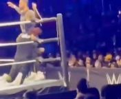 Jimmy uso crawl to Hug Jey uso in an emotional WWE Wrestlemania moment from uso core