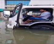 Flooded road in Sharjah from tisha sharma road