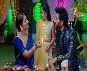 Pihu is on cloud nine as she is celebrating Diwali with her Father and Mother, Ram and Priya. They talk about the festival and a cute banter occurs between Ram and Priya. On the other hand, Nandini is set out to ruin Diwali for Ram and Priya. Vedika steps in to help her and ensure they hit where it would hurt for the couple.