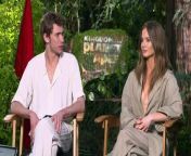 Kingdom of the Planet of the Apes stars Freya Allan and Owen Teague are &#39;Team Ape!&#39; Report by Mccallumj. Like us on Facebook at http://www.facebook.com/itn and follow us on Twitter at http://twitter.com/itn